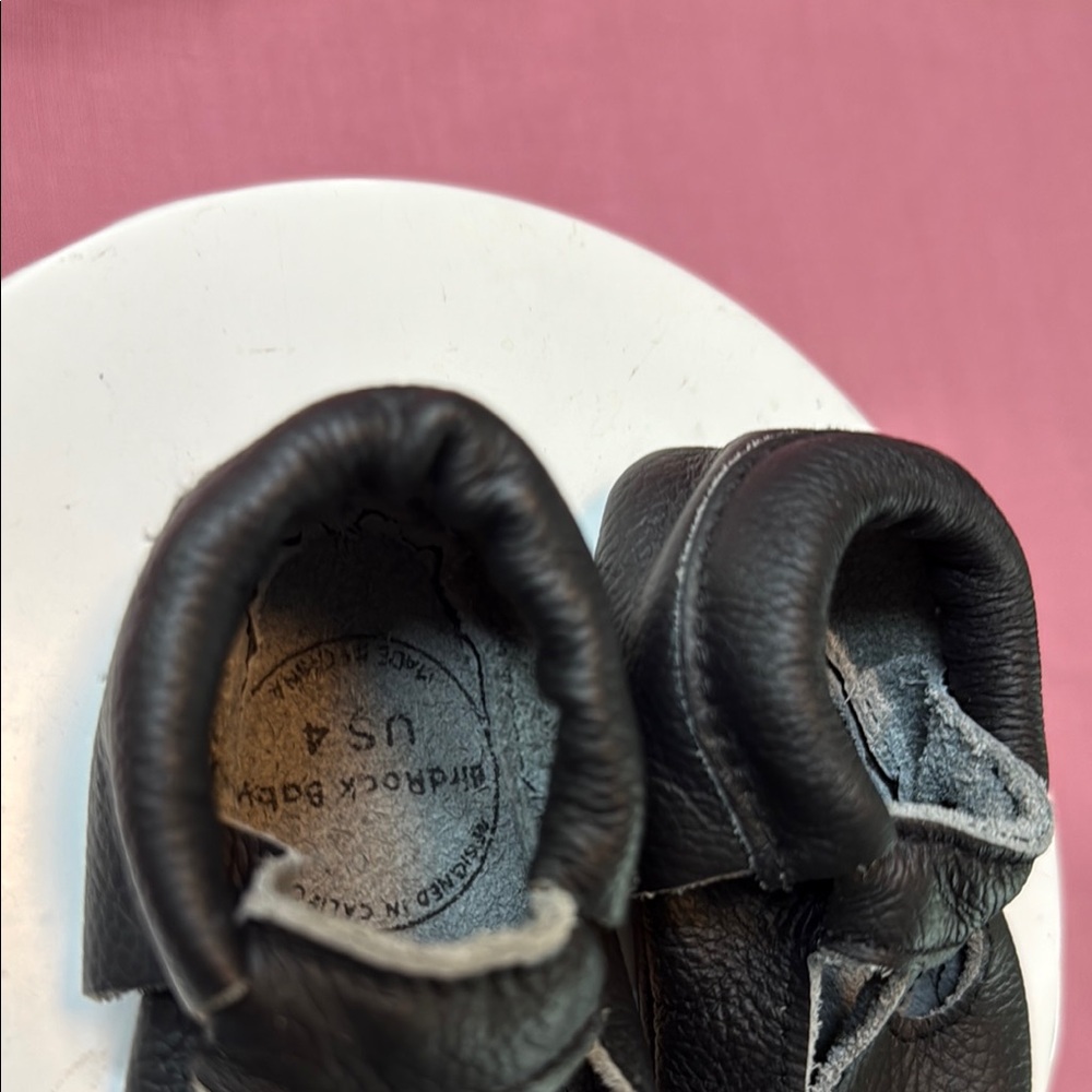 Black Leather Moccasins with T-Strap Design - Picture 2 of 4
